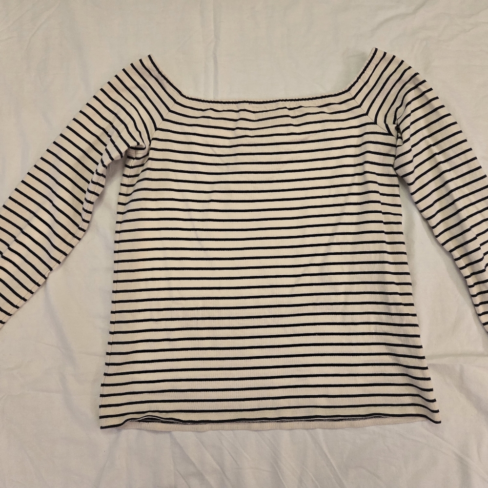 Theory Navy and Ivory Striped 3/4 Sleeve Wideneck Top
